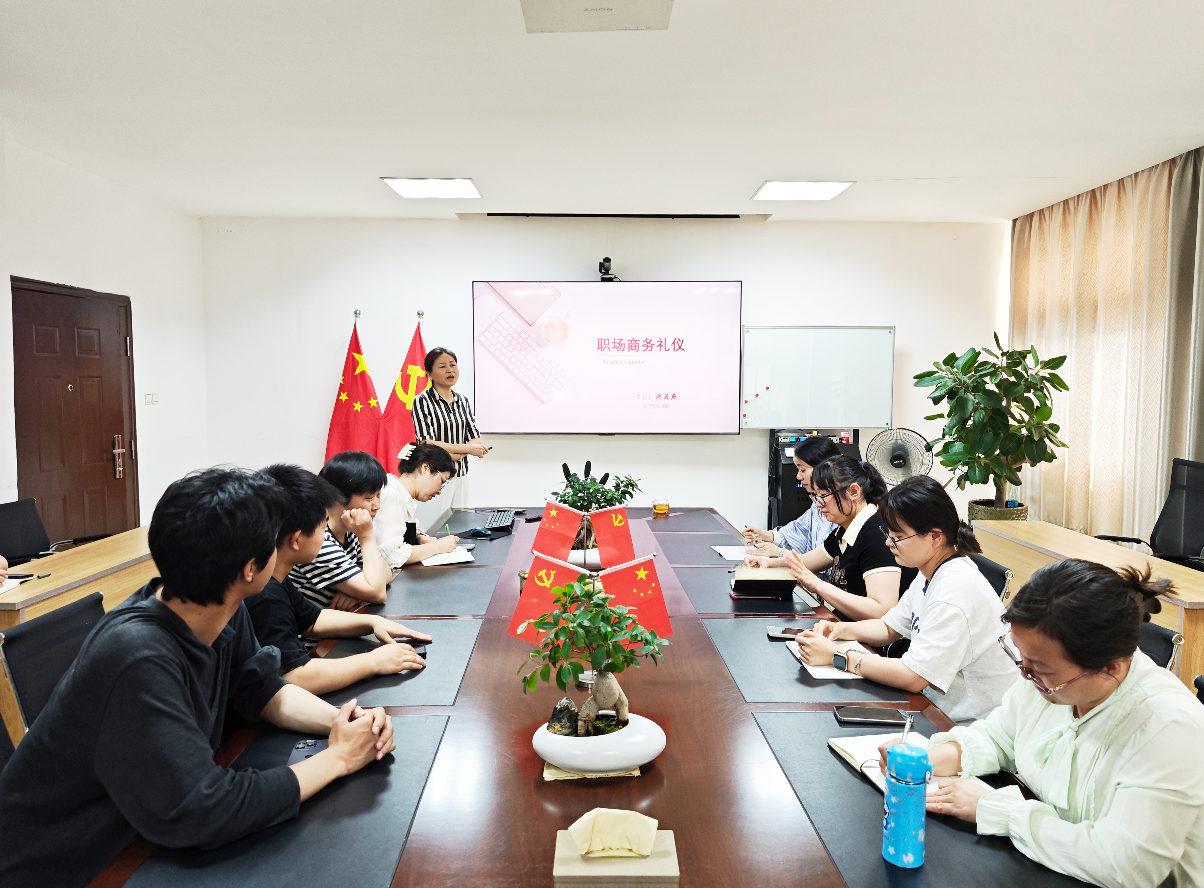 以禮塑形，從細(xì)節(jié)彰顯專業(yè)風(fēng)范