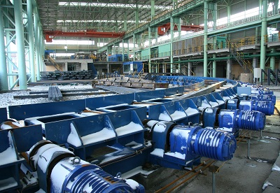 在江蘇中圣園方大特鋼500TPD活性石灰套筒窯項目中安徽得潤電氣技術(shù)有限公司提供的高壓柜、低壓柜、PLC控制柜、DCS系統(tǒng)柜為生產(chǎn)線的順利投產(chǎn)以及長期的穩(wěn)定生產(chǎn)提供了有力的支持。 全國統(tǒng)一客服：400-0551-777