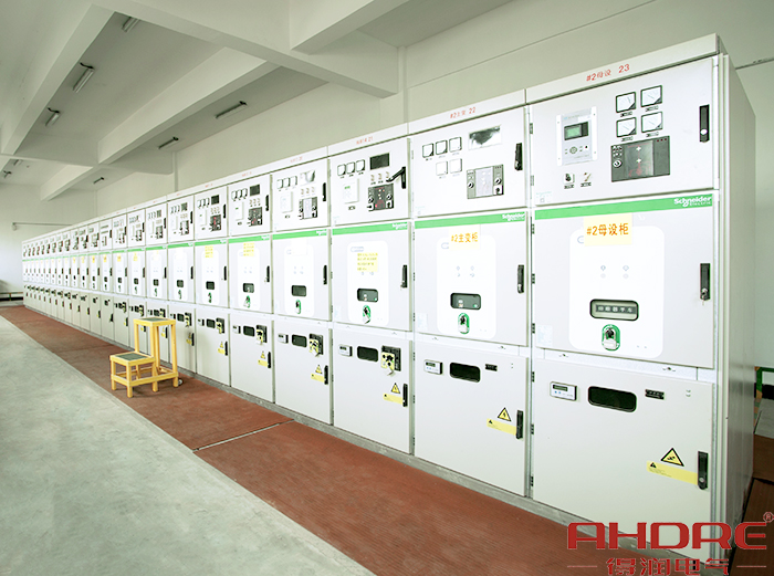 星銳齒輪MVnex高壓柜現(xiàn)場圖1 (2017提供的產品).jpg