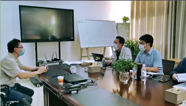 雙方進(jìn)行交流討論.jpg 雙方進(jìn)行交流討論.jpg